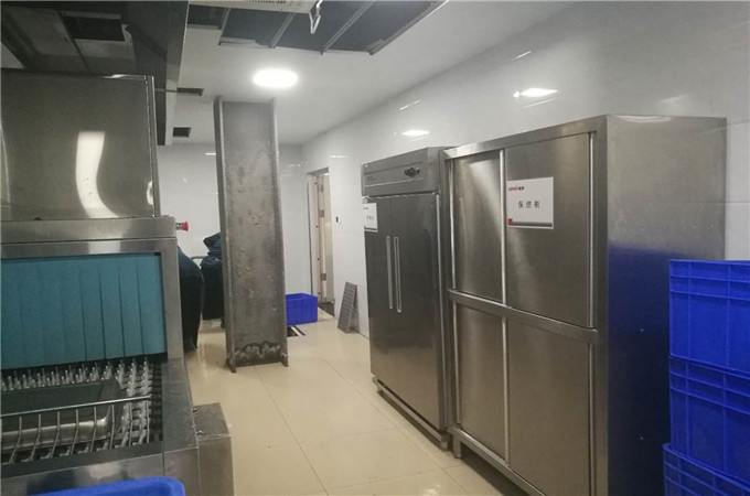 食堂廚房設(shè)備分為哪些區(qū)域呢？